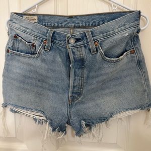Levi’s Women’s 501 denim shorts
